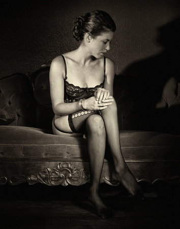 "Audrey S", B&W, moment, spontaneity, boudoir, nudes, studio, 2011, artistic